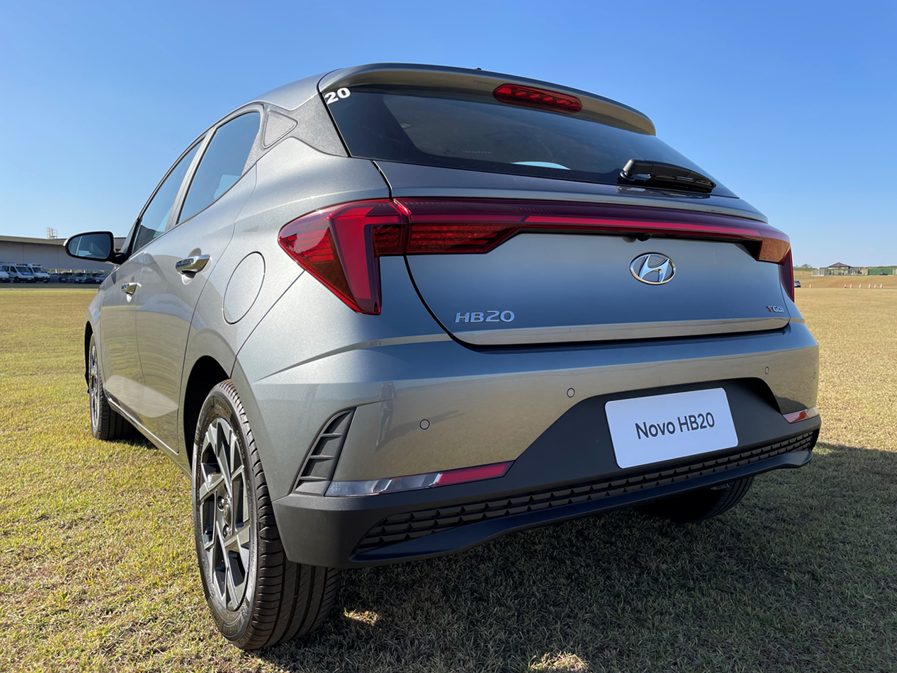 Qual a capacidade do tanque do HB20? Quantos Km/L ele faz?