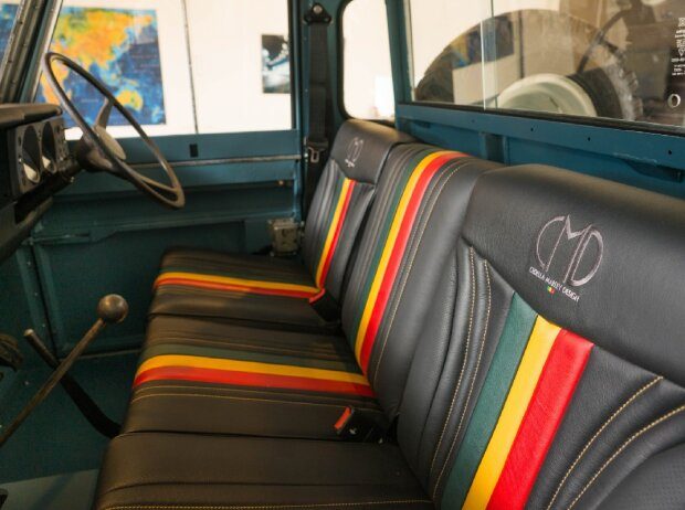 interior Land Rover