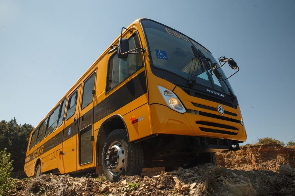 marcas de carros brasileiros : Neobus 